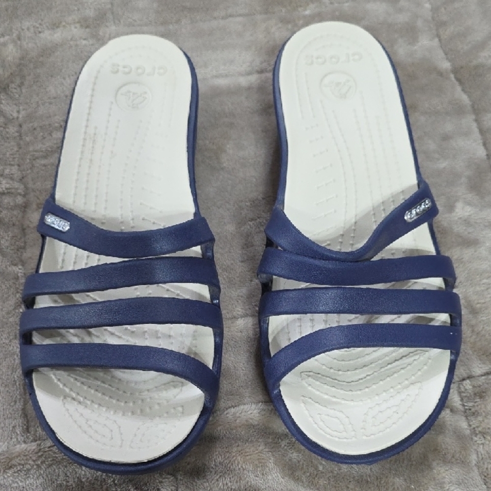 Crocs Rhonda Wedge Womens Sandals Shoes Navy/Tan Slip-On Casual Comfort Sz 7 EUC